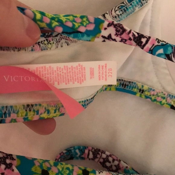 VICTORIAS SECRET push up bikini top - Picture 4 of 4